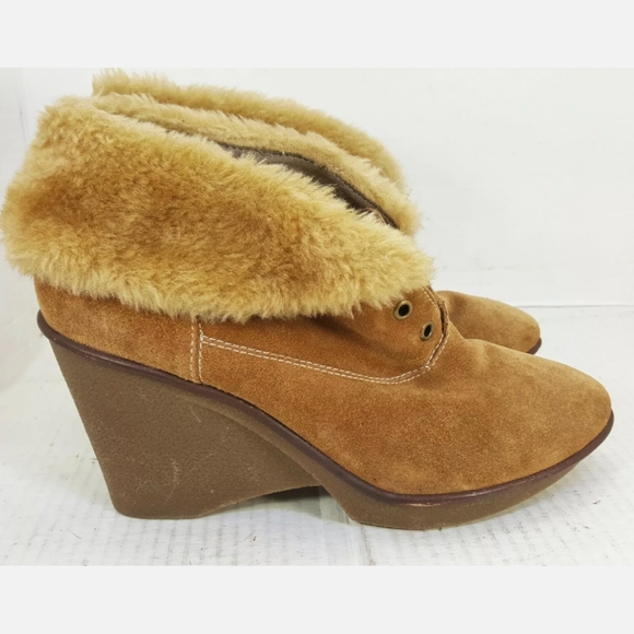 B Makowsky Women's Wedge Ankle Booties 8.5 W - Picture 3 of 8